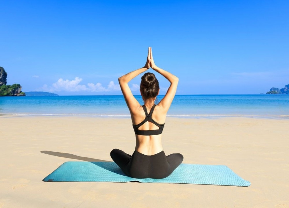 10 tư thế yoga giúp bạn có được làn da sáng mịn