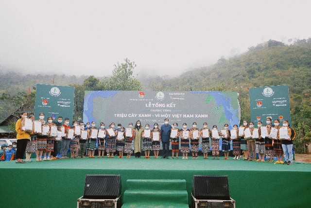 “Triệu cây xanh – Vì một Việt Nam xanh”: trồng mới 30.000 cây xanh tại rừng đầu nguồn ở 02 tỉnh Quảng Nam và Quảng Ngãi