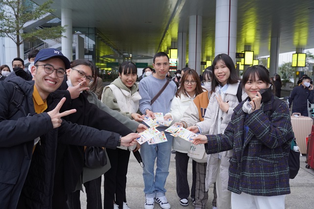 Hành trình “Mang Tết về nhà” từ Nhật Bản về Việt Nam của Trung Ương Đoàn và Pepsi