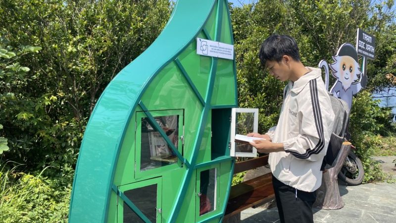 ‘Trạm đọc xanh’ trên bán đảo Sơn Trà