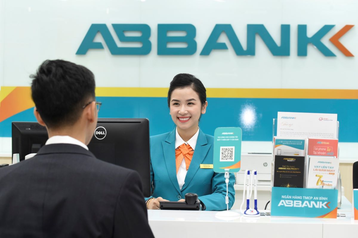 ABBANK GHI NHẬN KẾT QUẢ TÍCH CỰC TRONG CHUYỂN ĐỔI SỐ, TÍN DỤNG TĂNG TRƯỞNG, KHUNG VỐN VỮNG CHẮC TRONG 9 THÁNG 2024